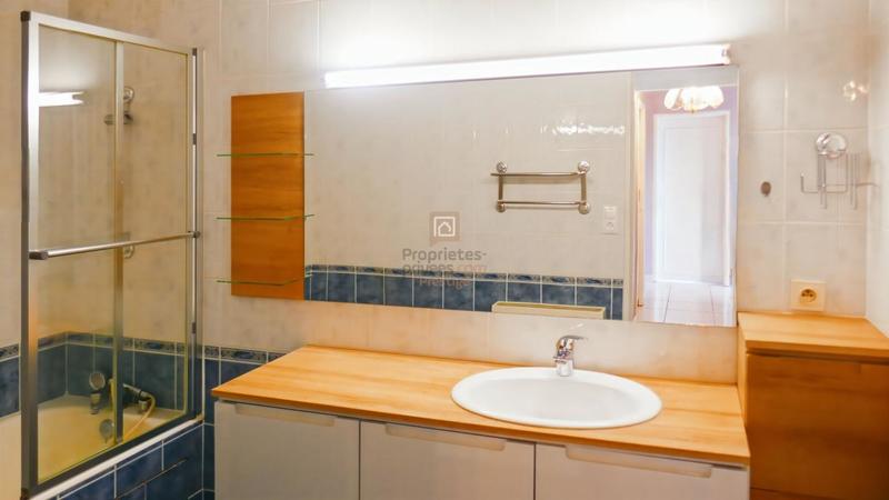 Appartement - 112 m² - 4 pièces