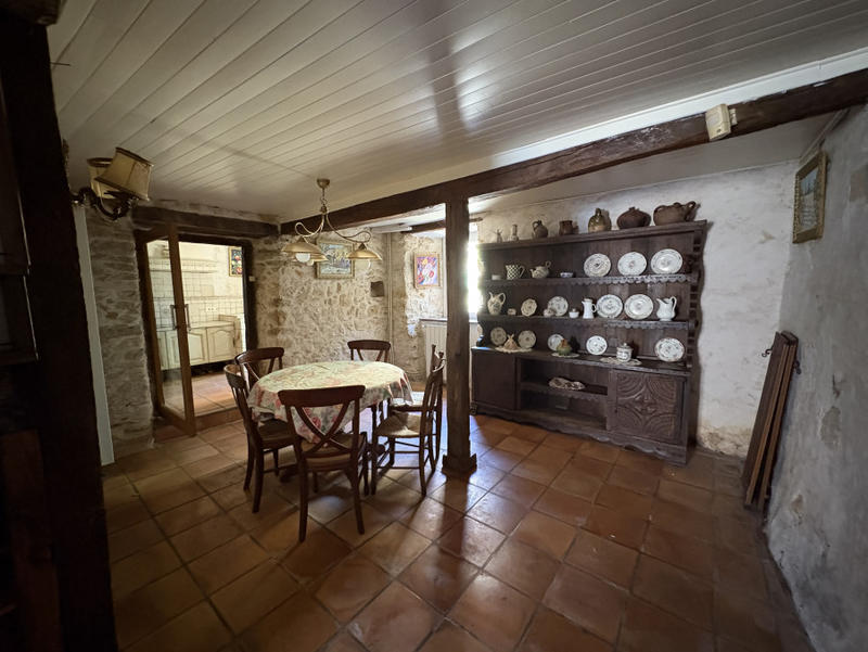 Maison - 161 m² - 6 pièces