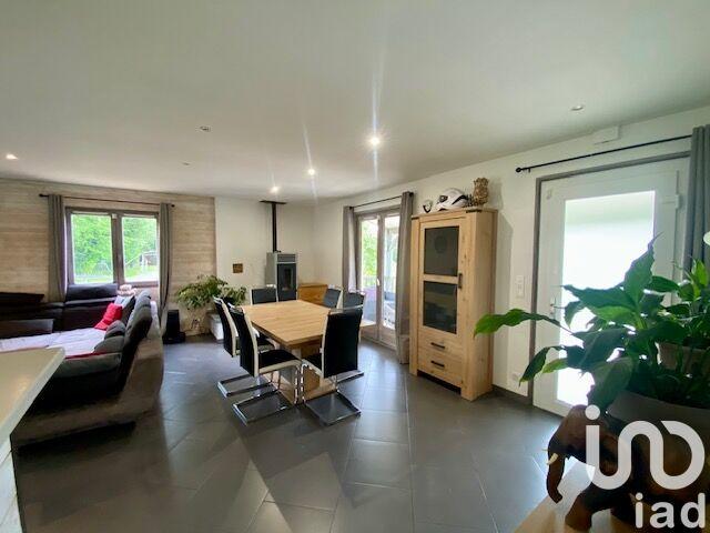 Maison - 114 m² - 4 pièces