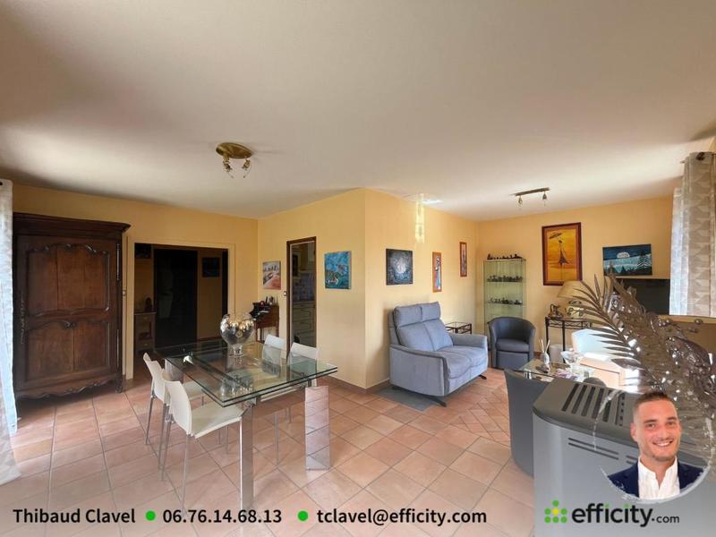 Maison - 208 m² - 6 pièces