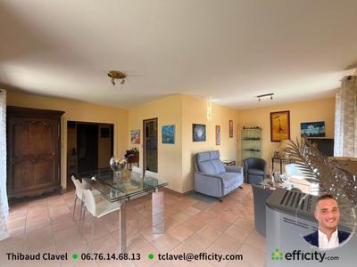 Maison - 208 m² - 6 pièces