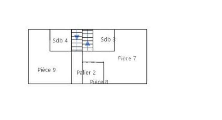 Maison - 216 m² - 6 pièces