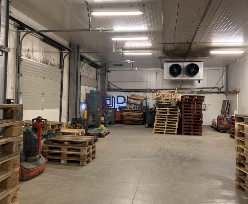 Entrepôt - 3 548 m²