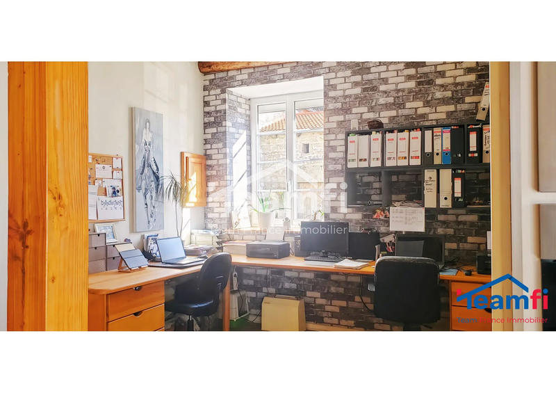 Maison - 174 m² - 10 pièces