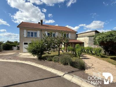 Maison - 185 m² - 7 pièces