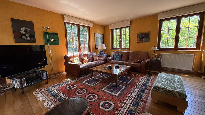 Maison - 224 m² - 7 pièces