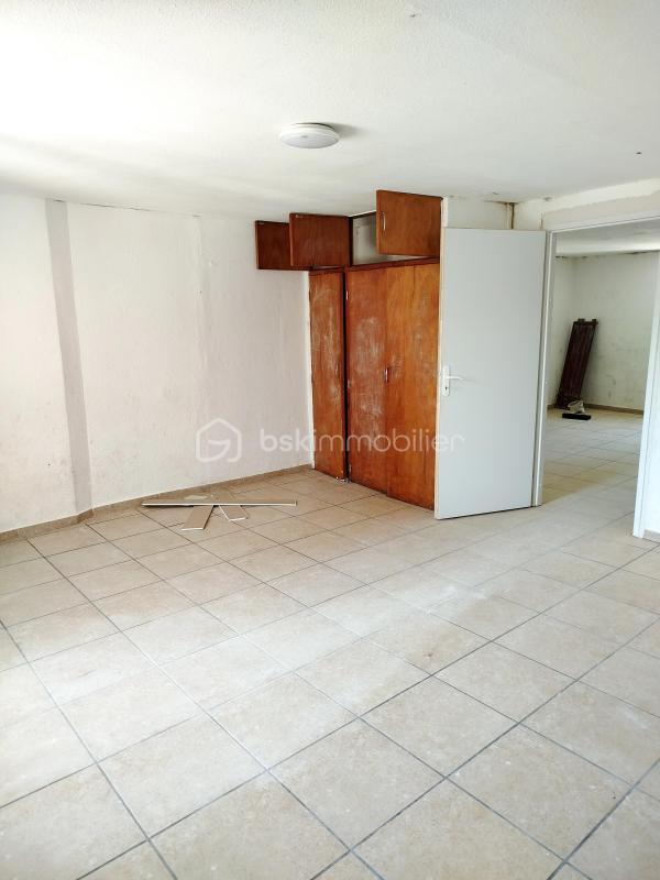 Immeuble - 330 m² - 17 pièces