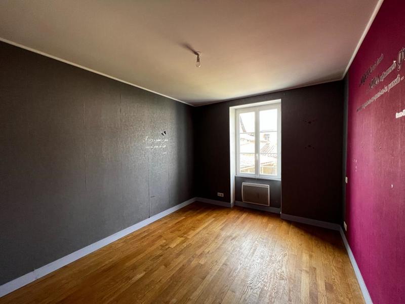 Maison - 259 m² - 8 pièces