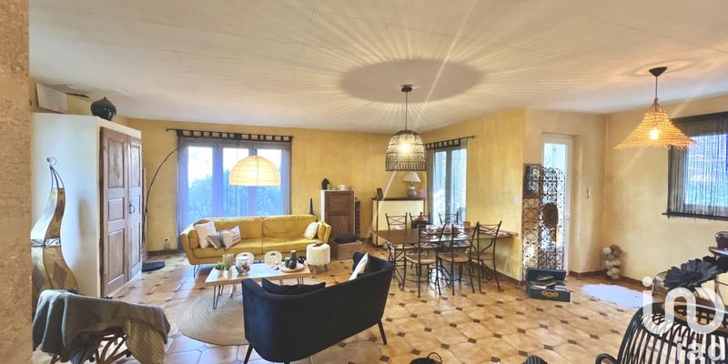 Maison - 140 m² - 5 pièces