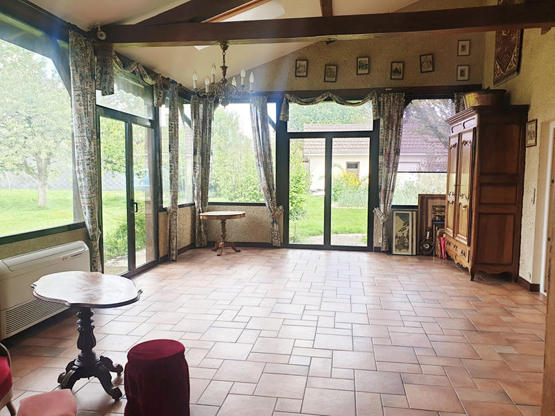 Maison - 200 m² - 10 pièces