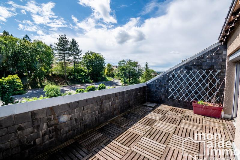 Appartement - 105 m² - 5 pièces