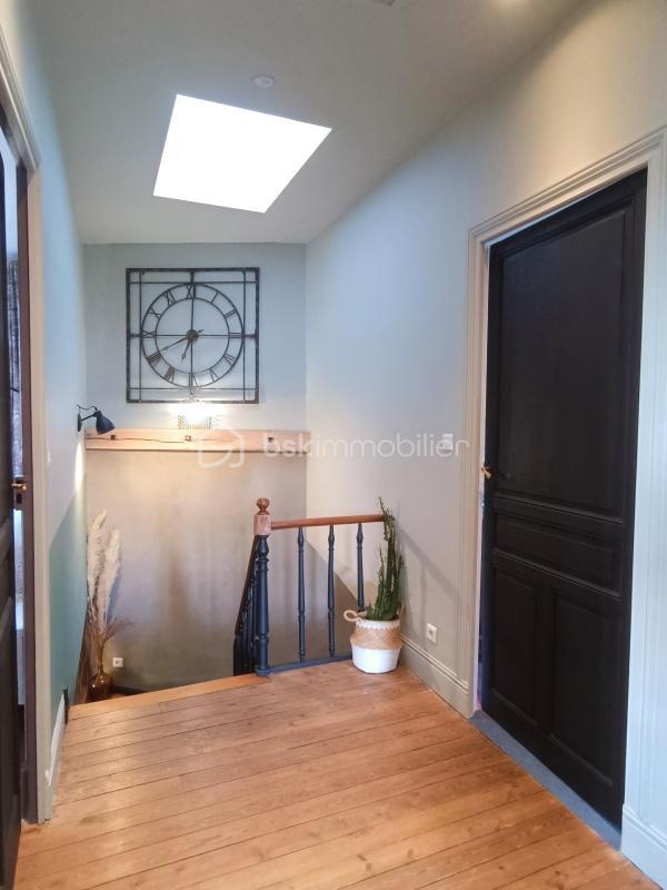 Maison de ville - 276 m² - 11 pièces