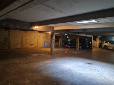 Parking / Garage - 10 m²