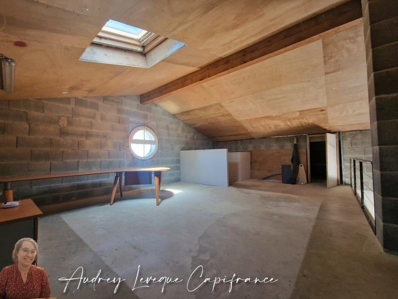 Maison - 179 m² - 7 pièces