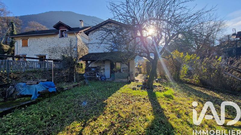 Maison - 96 m² - 4 pièces