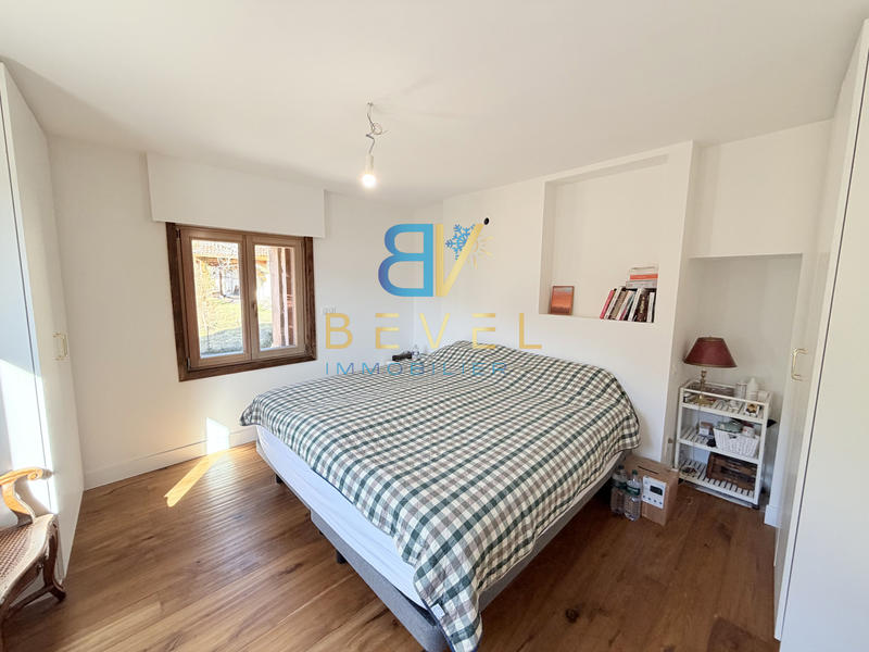 Maison - 324 m² - 5 pièces