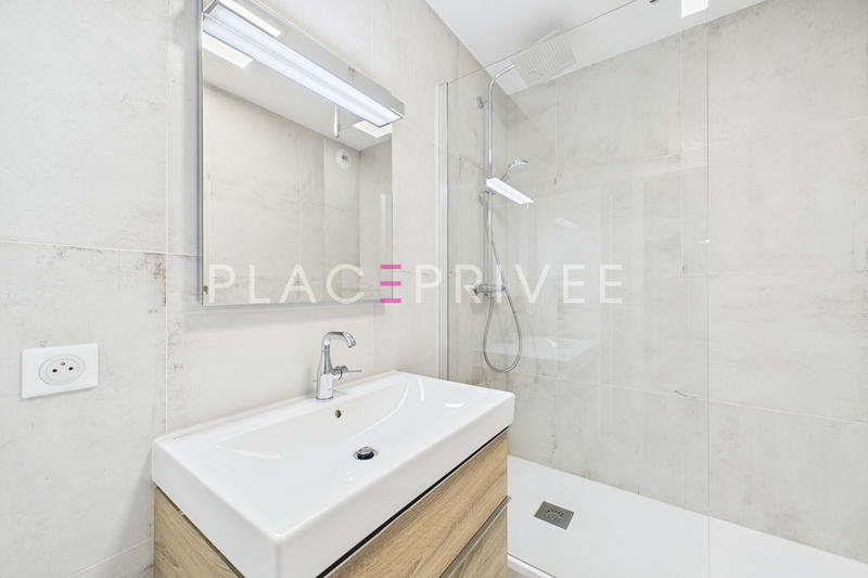 Appartement - 183 m² - 7 pièces