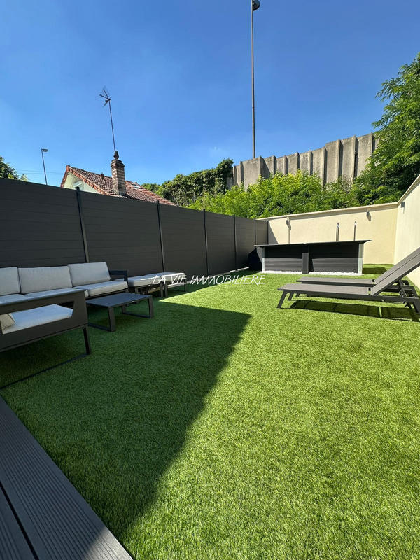 Maison - 121 m² - 4 pièces