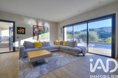 Maison de maîtres - 360 m² - 10 pièces