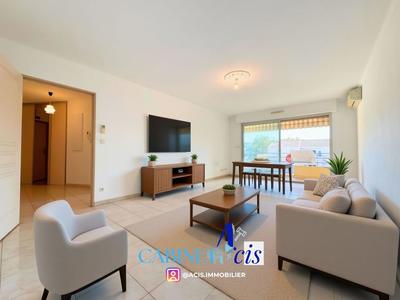 Appartement - 90 m² - 4 pièces