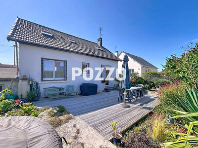 Maison - 94 m² - 5 pièces