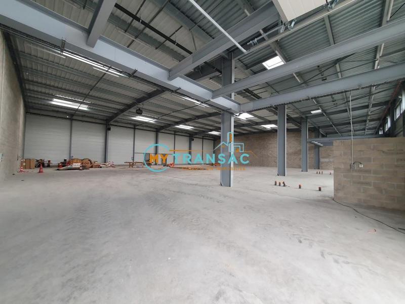 Local d'activité / Entrepôt - 533 m²
