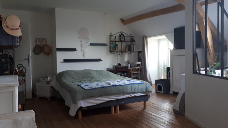 Maison - 247 m² - 8 pièces