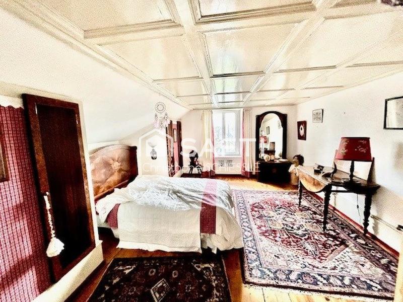 Maison - 189 m² - 8 pièces