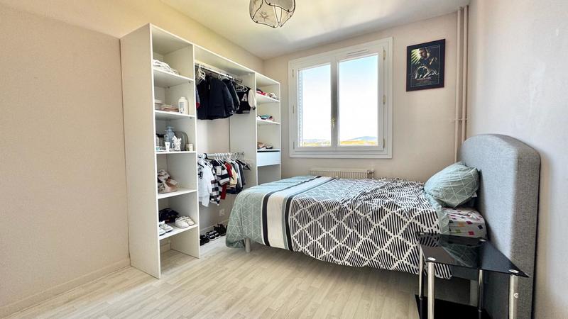 Appartement - 84 m² - 5 pièces