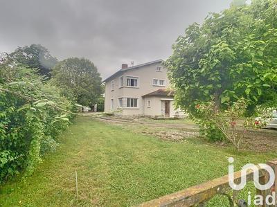 Maison de maîtres - 212 m² - 8 pièces