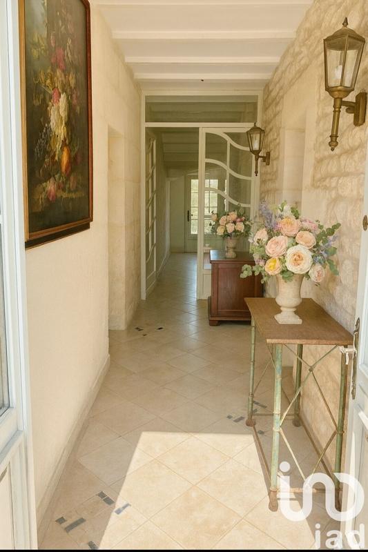 Maison - 252 m² - 7 pièces