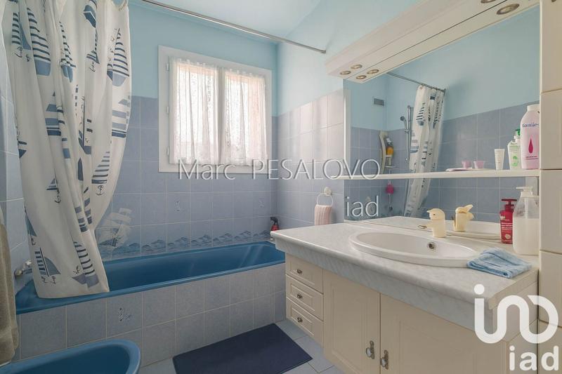 Maison - 105 m² - 4 pièces