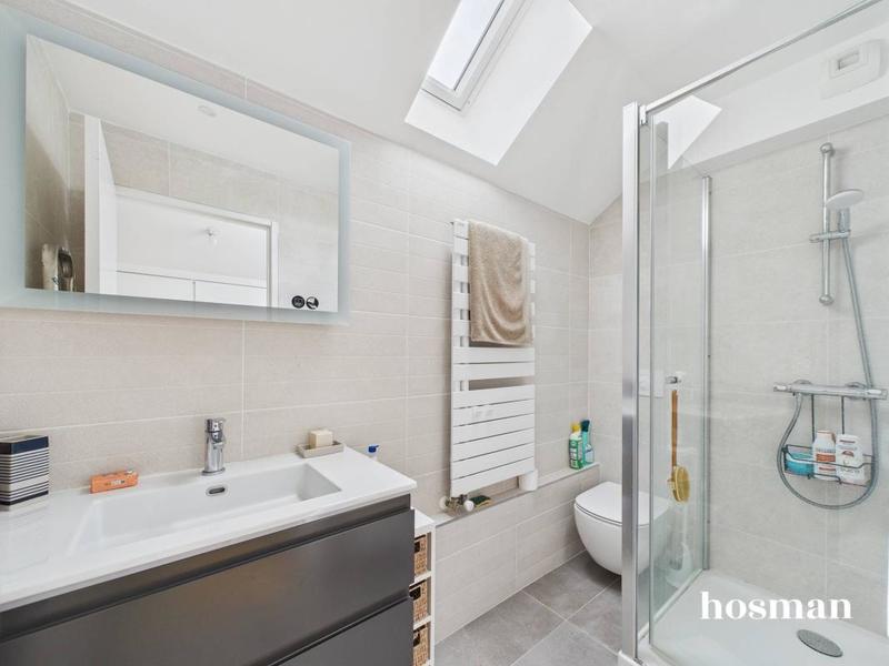 Appartement - 90 m² - 3 pièces