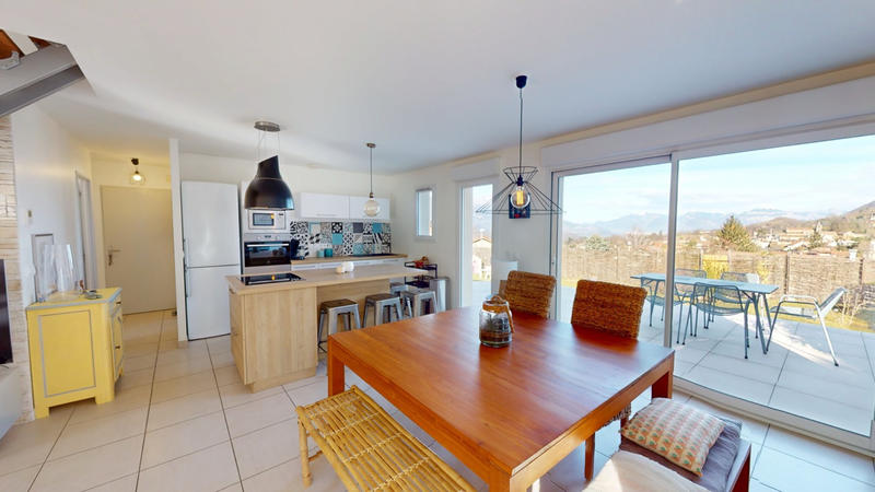 Maison - 109 m² - 5 pièces