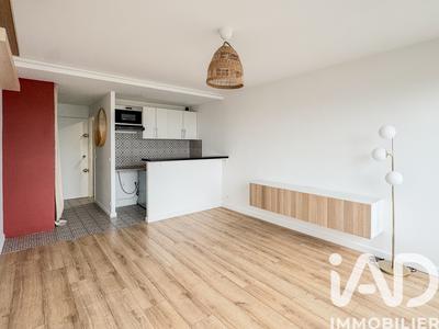 Studio - 25 m² - 1 pièce