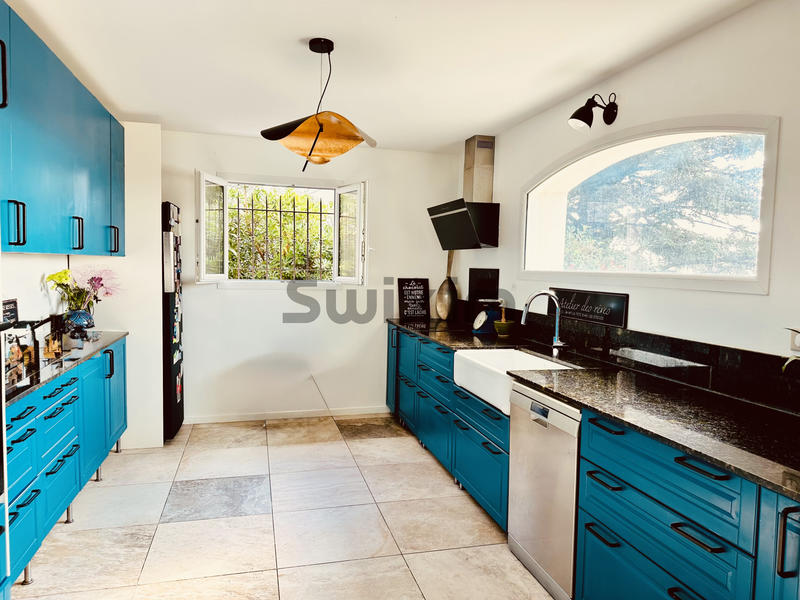 Bastide - 217 m² - 8 pièces