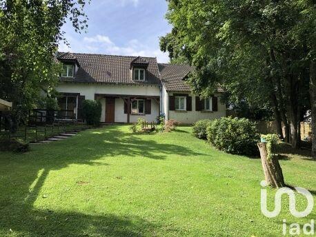 Maison - 289 m² - 9 pièces