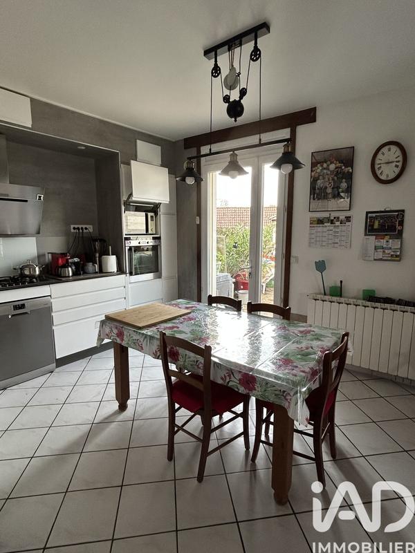 Maison - 121 m² - 5 pièces