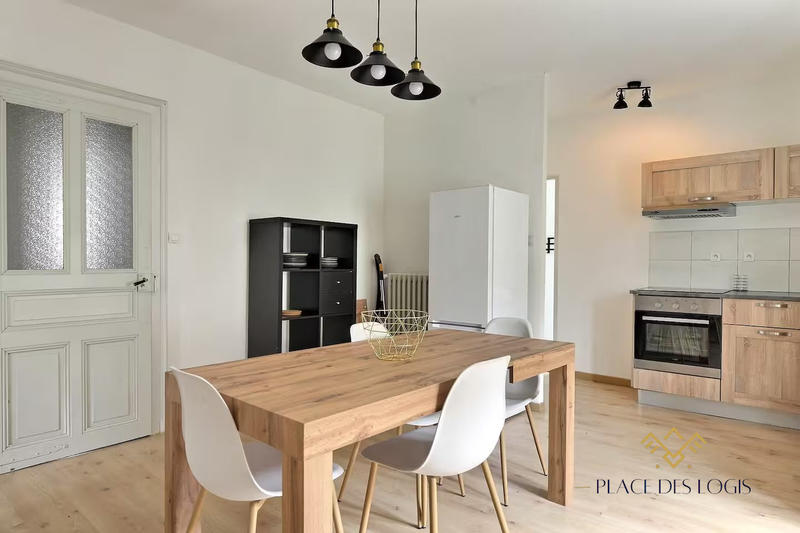 Appartement - 77 m² - 4 pièces