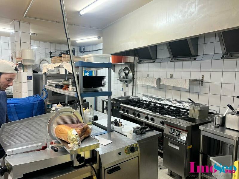 Fonds de commerce - 300 m²