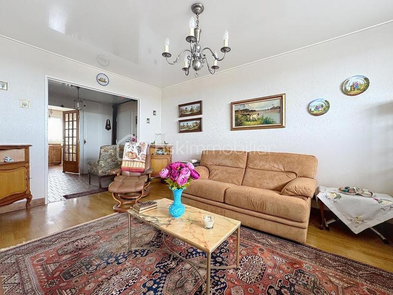 Appartement - 94 m² - 5 pièces