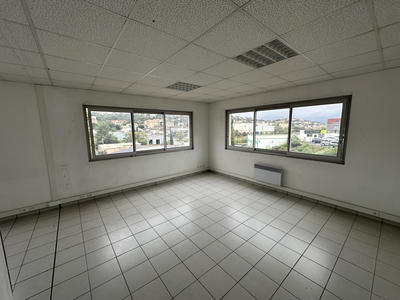 Bureau - 200 m²