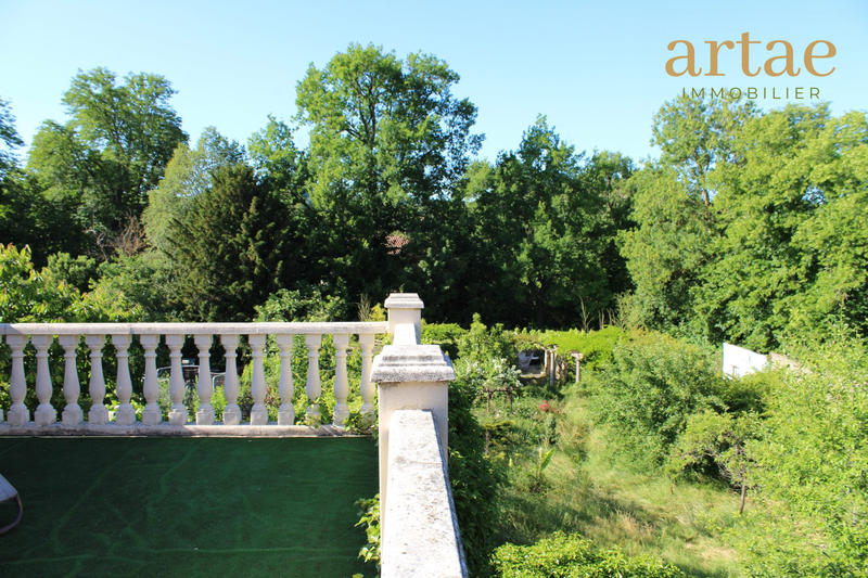 Maison - 295 m² - 5 pièces