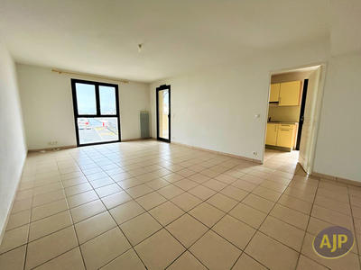 Appartement - 96 m² - 4 pièces