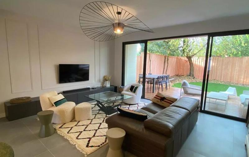 Maison - 153 m² - 6 pièces