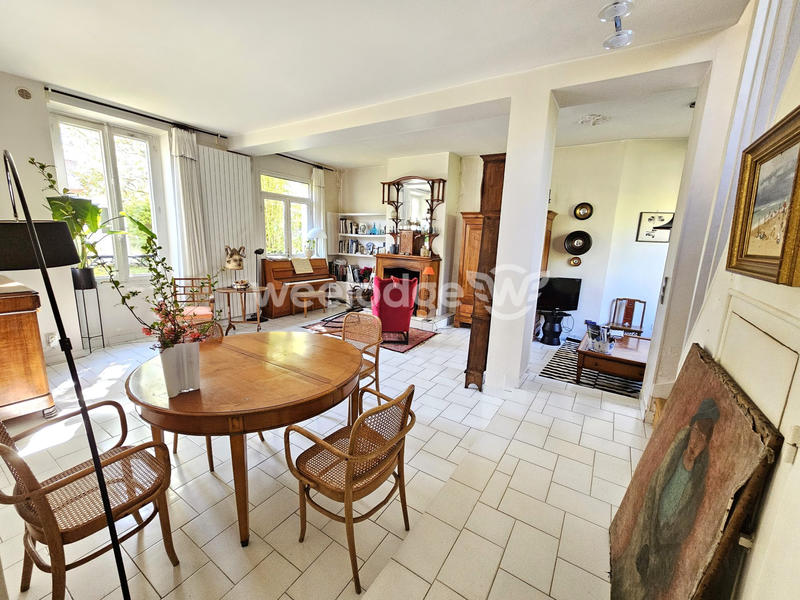 Maison - 154 m² - 7 pièces