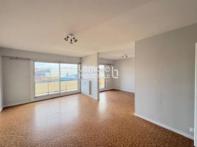 Appartement - 83 m² - 4 pièces