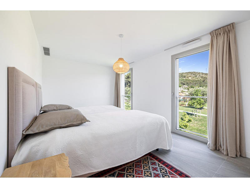 Appartement - 171 m² - 5 pièces