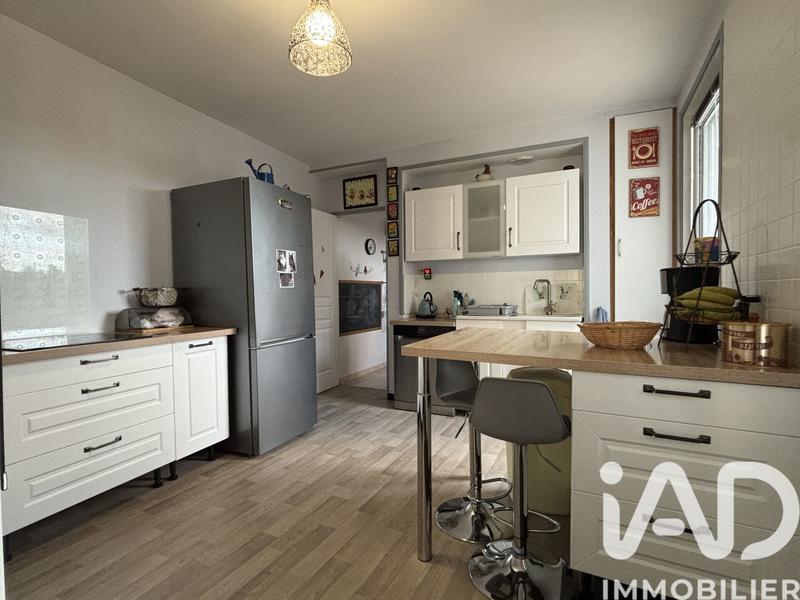 Maison - 317 m² - 12 pièces