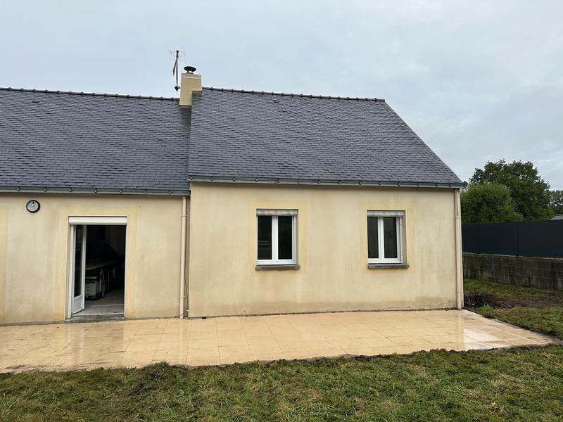 Maison traditionnelle - 131 m² - 7 pièces